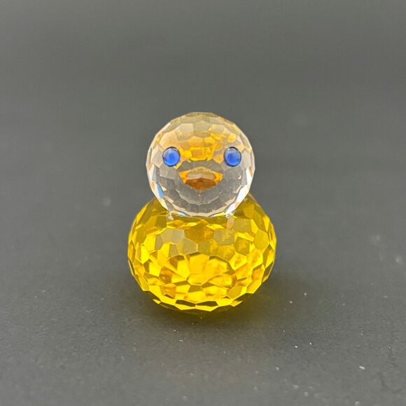 Crystal World Faucted Yellow Ducky Figurine Vintage 1115 Box - Picture 3 of 6